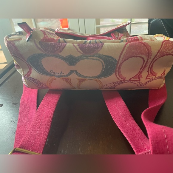 Coach Poppy Scribble Backpack - Picture 5 of 8